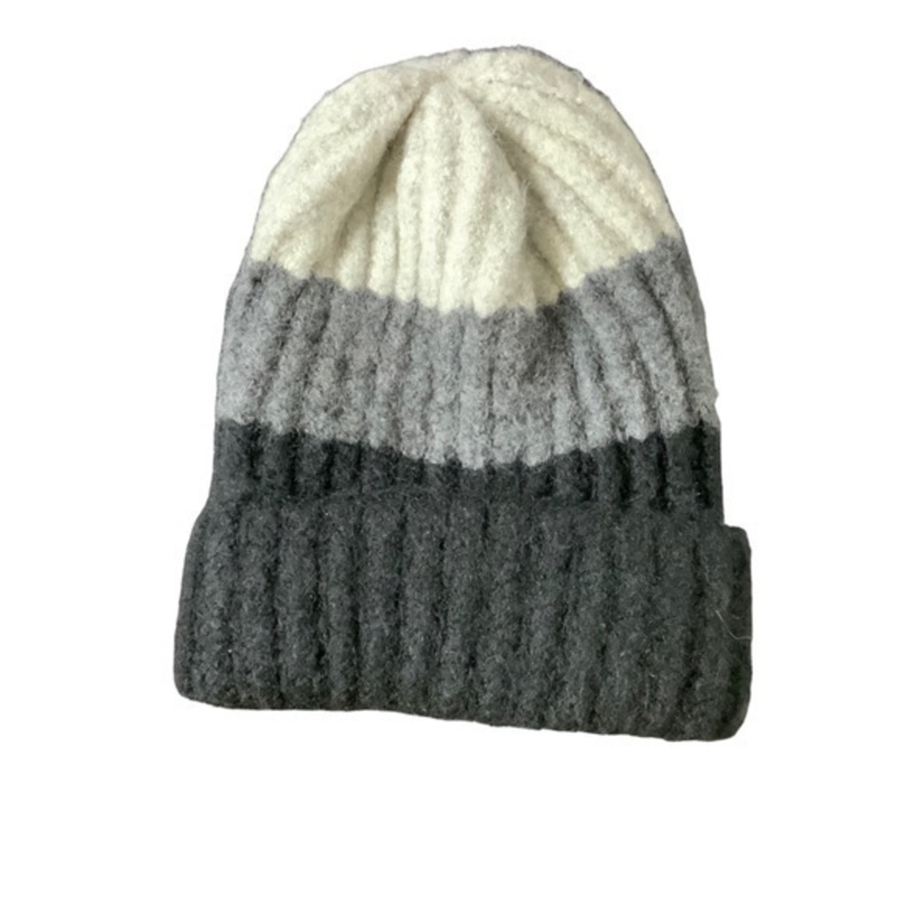 Gray‎ Color thick knit block beanie hat